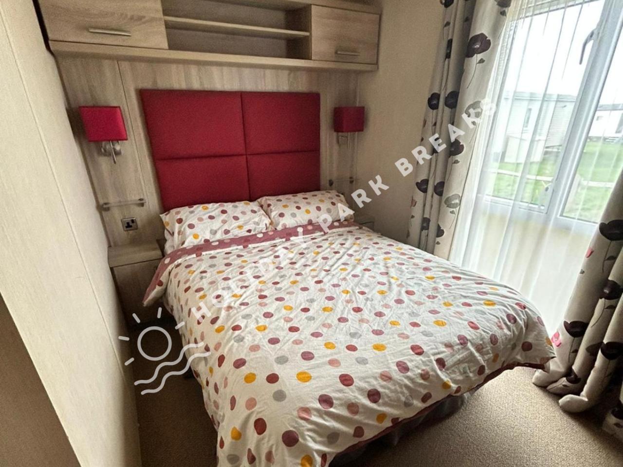 Haywood - 3 Bed Pet Friendly Holiday Home At Seal Bay Selsey Exterior foto
